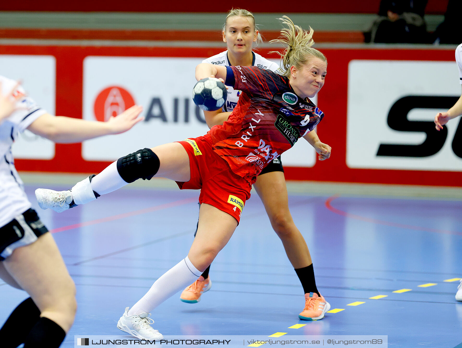 HF Somby-HK Country 45-20,dam,Skövde Idrottshall,Skövde,Sverige,Handboll,,2025,363364