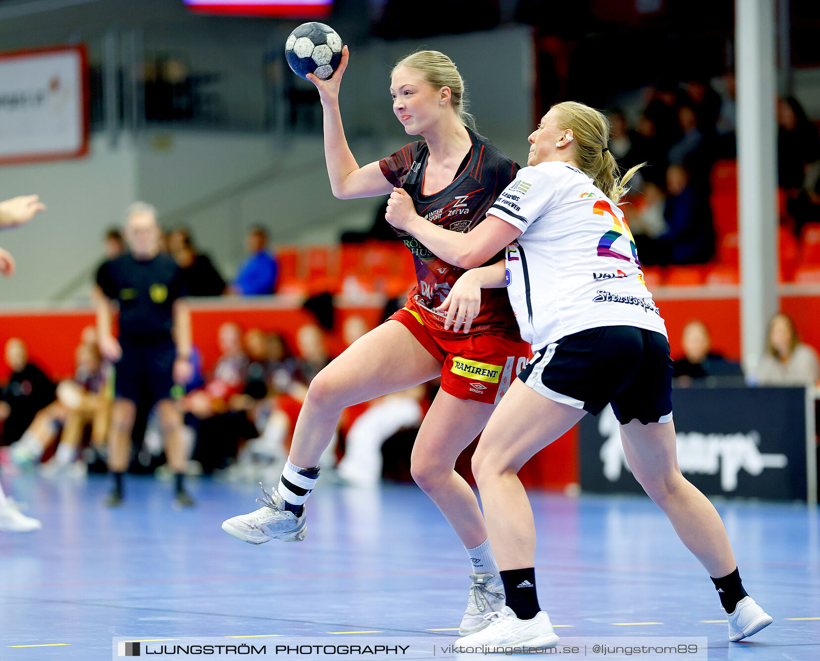 HF Somby-HK Country 45-20,dam,Skövde Idrottshall,Skövde,Sverige,Handboll,,2025,363450