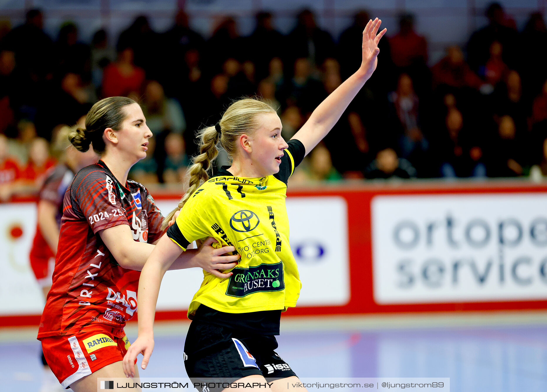 Skövde HF-IK Sävehof 26-26,dam,Skövde Idrottshall,Skövde,Sverige,Handboll,,2025,363750