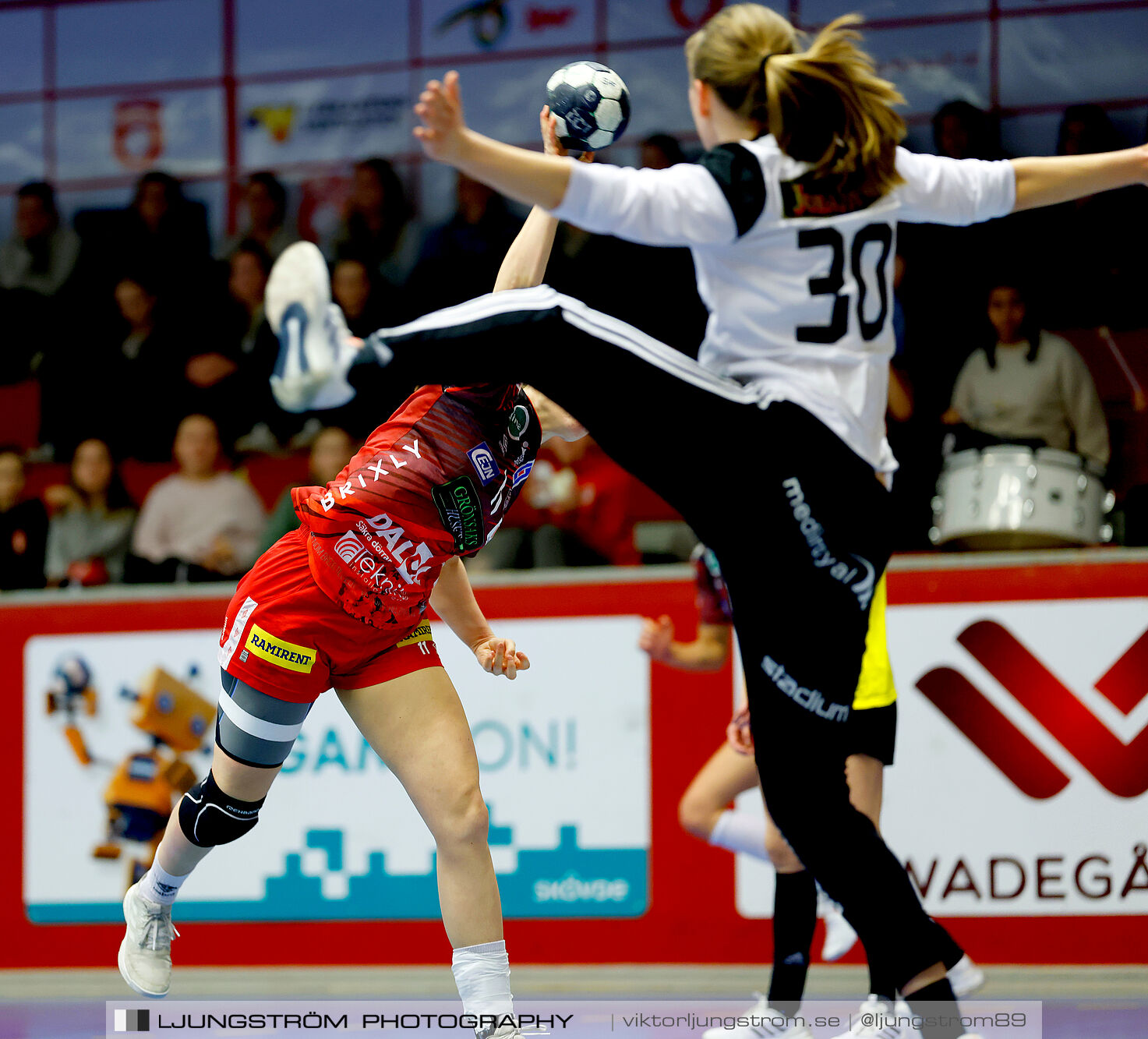 Skövde HF-IK Sävehof 26-26,dam,Skövde Idrottshall,Skövde,Sverige,Handboll,,2025,363805
