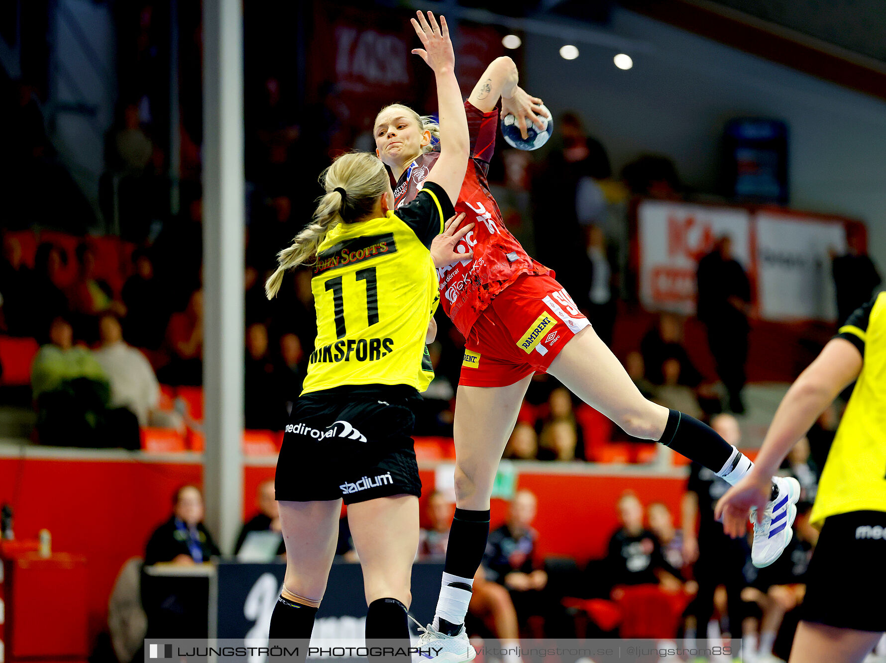 Skövde HF-IK Sävehof 26-26,dam,Skövde Idrottshall,Skövde,Sverige,Handboll,,2025,364062