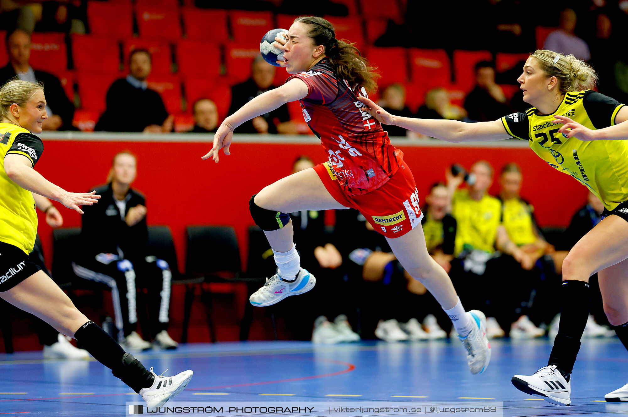 Skövde HF-IK Sävehof 26-26,dam,Skövde Idrottshall,Skövde,Sverige,Handboll,,2025,364087