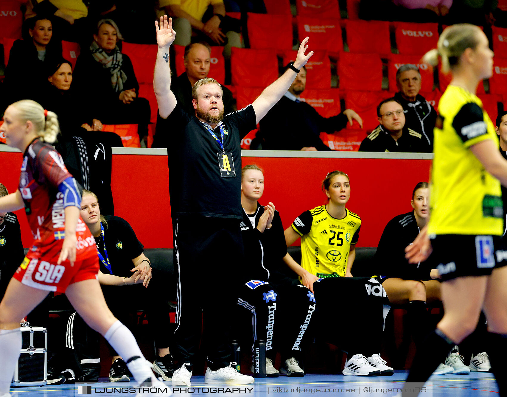 Skövde HF-IK Sävehof 26-26,dam,Skövde Idrottshall,Skövde,Sverige,Handboll,,2025,364120