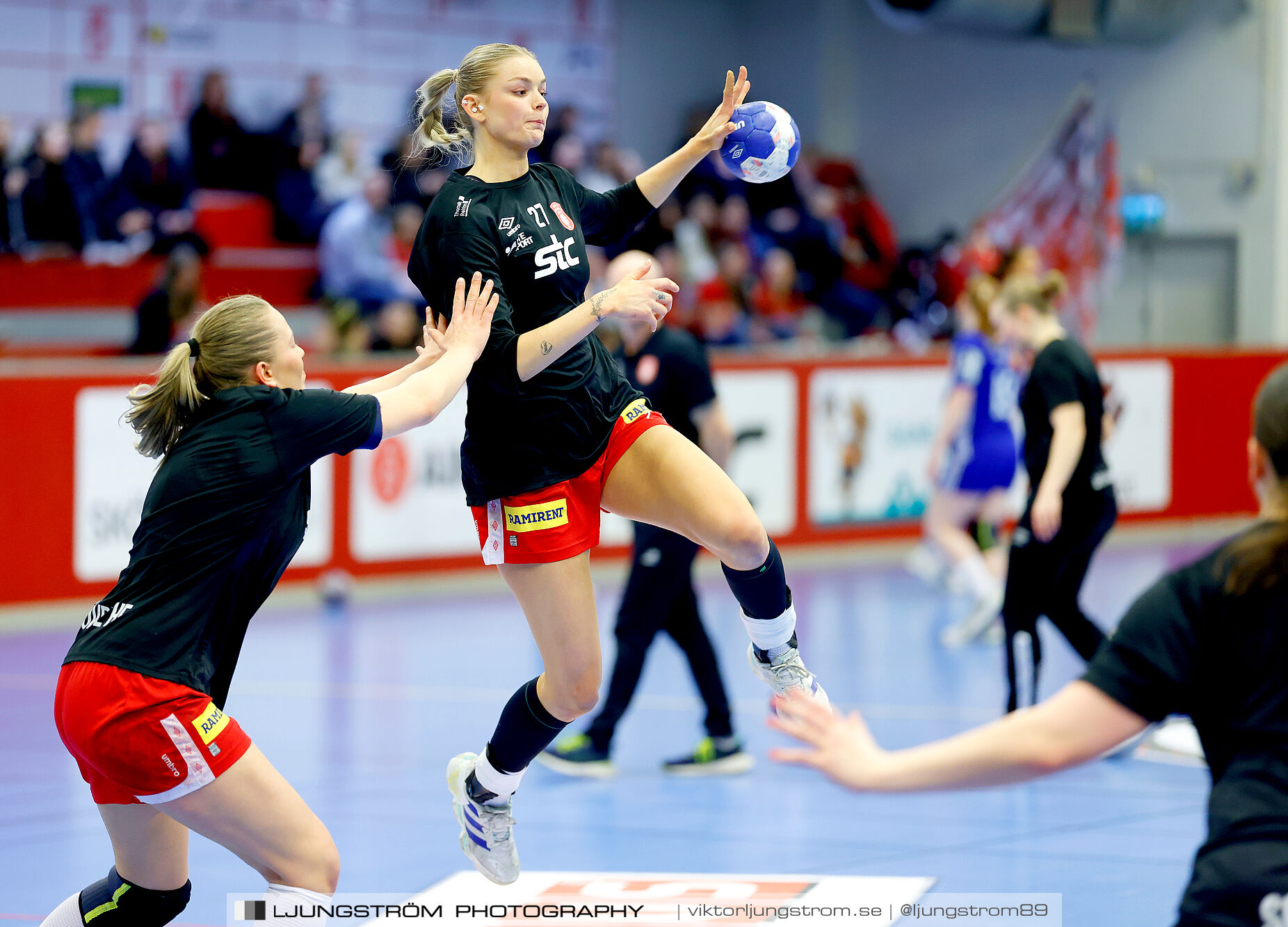 Skövde HF-Ystads IF HF 26-23,dam,Skövde Idrottshall,Skövde,Sverige,Handboll,,2025,365431