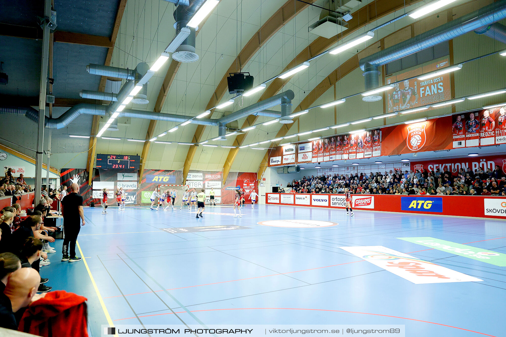 Skövde HF-Ystads IF HF 26-23,dam,Skövde Idrottshall,Skövde,Sverige,Handboll,,2025,366123