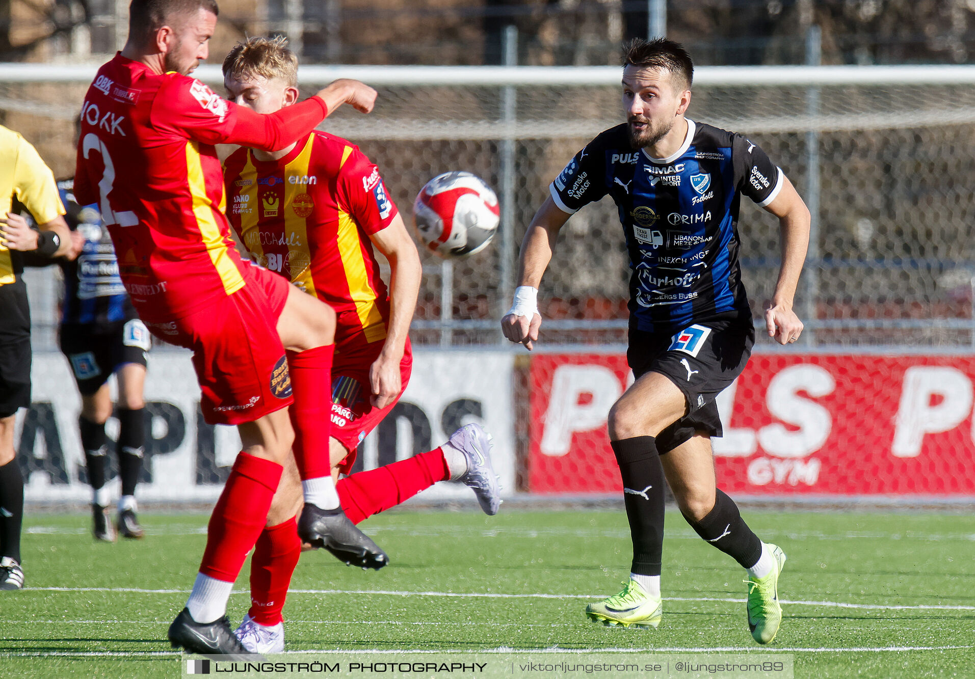 Träningsmatch IFK Skövde FK-Örebro Syrianska IF 2-0,herr,Södermalms IP,Skövde,Sverige,Fotboll,,2025,366283