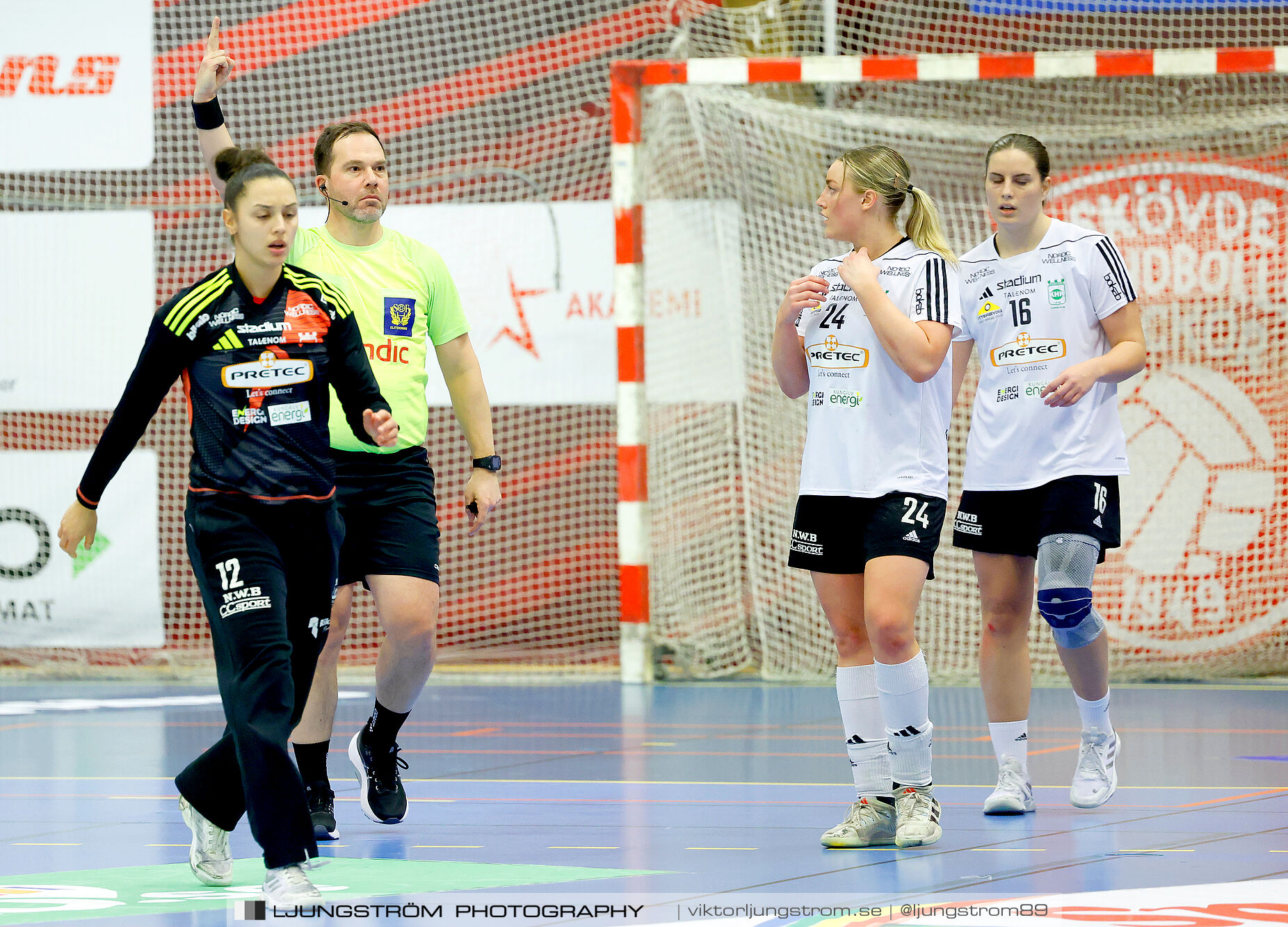 Skövde HF-Kungälvs HK 25-26,dam,Skövde Idrottshall,Skövde,Sverige,Handboll,,2025,367446