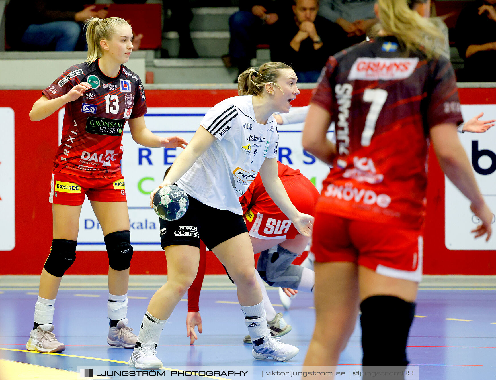 Skövde HF-Kungälvs HK 25-26,dam,Skövde Idrottshall,Skövde,Sverige,Handboll,,2025,367455