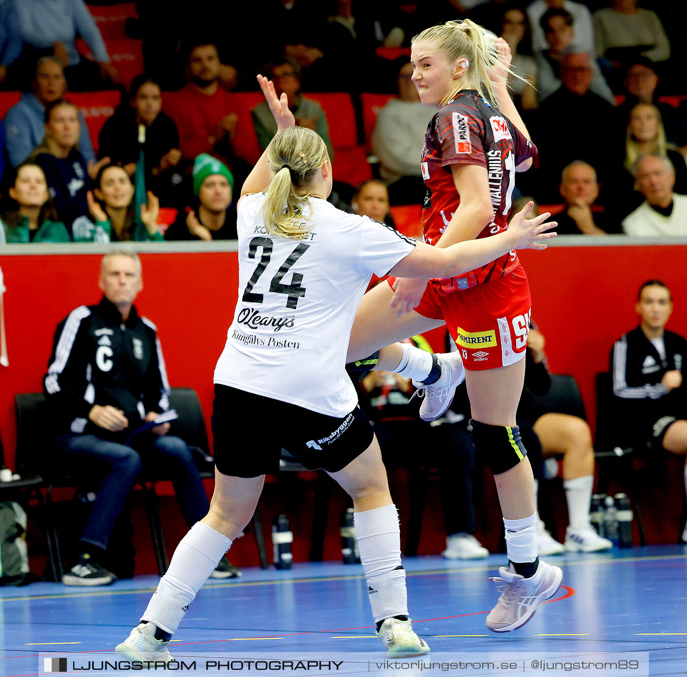 Skövde HF-Kungälvs HK 25-26,dam,Skövde Idrottshall,Skövde,Sverige,Handboll,,2025,367524