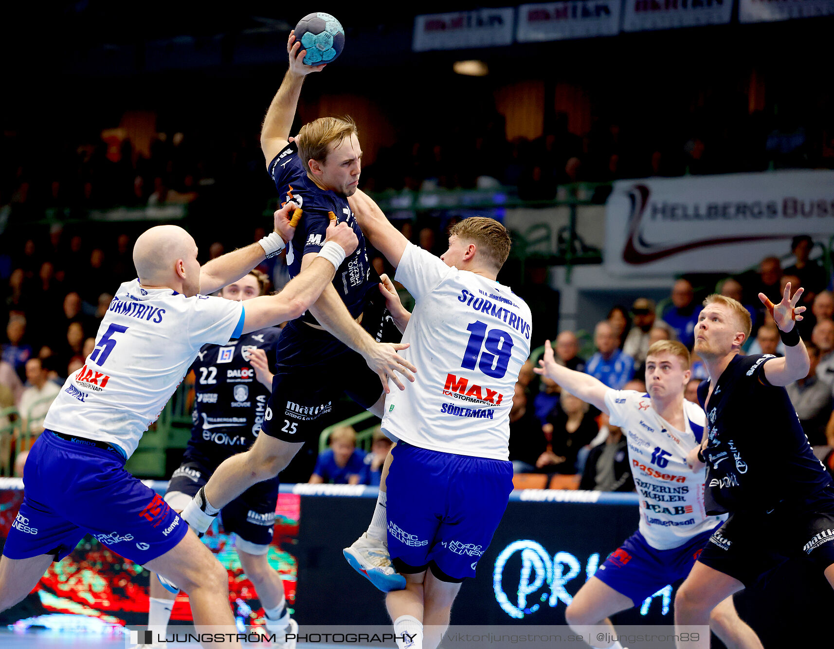 IFK Skövde HK-IF Hallby HK 21-17,herr,Arena Skövde,Skövde,Sverige,Handboll,,2025,367646