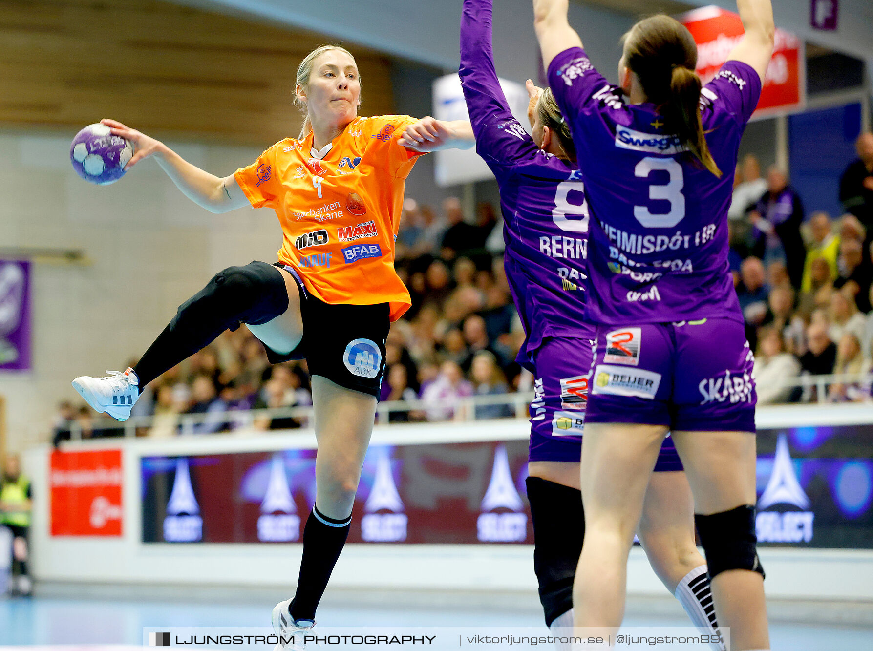 Skara HF-Kristianstad HK 1 4-final 1 30-29,dam,Skara Idrottshall,Skara,Sverige,Handboll,,2025,368543