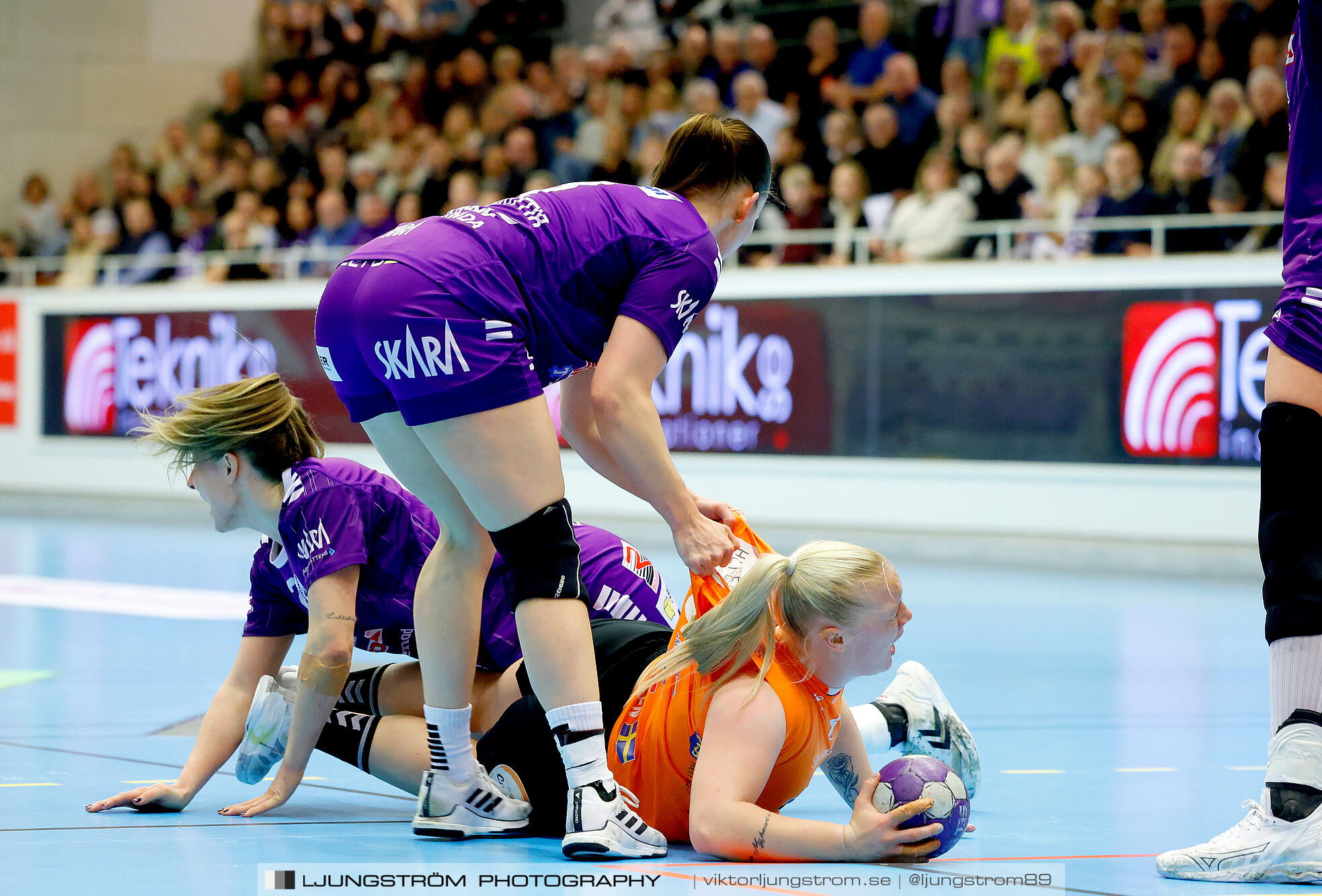 Skara HF-Kristianstad HK 1 4-final 1 30-29,dam,Skara Idrottshall,Skara,Sverige,Handboll,,2025,368584