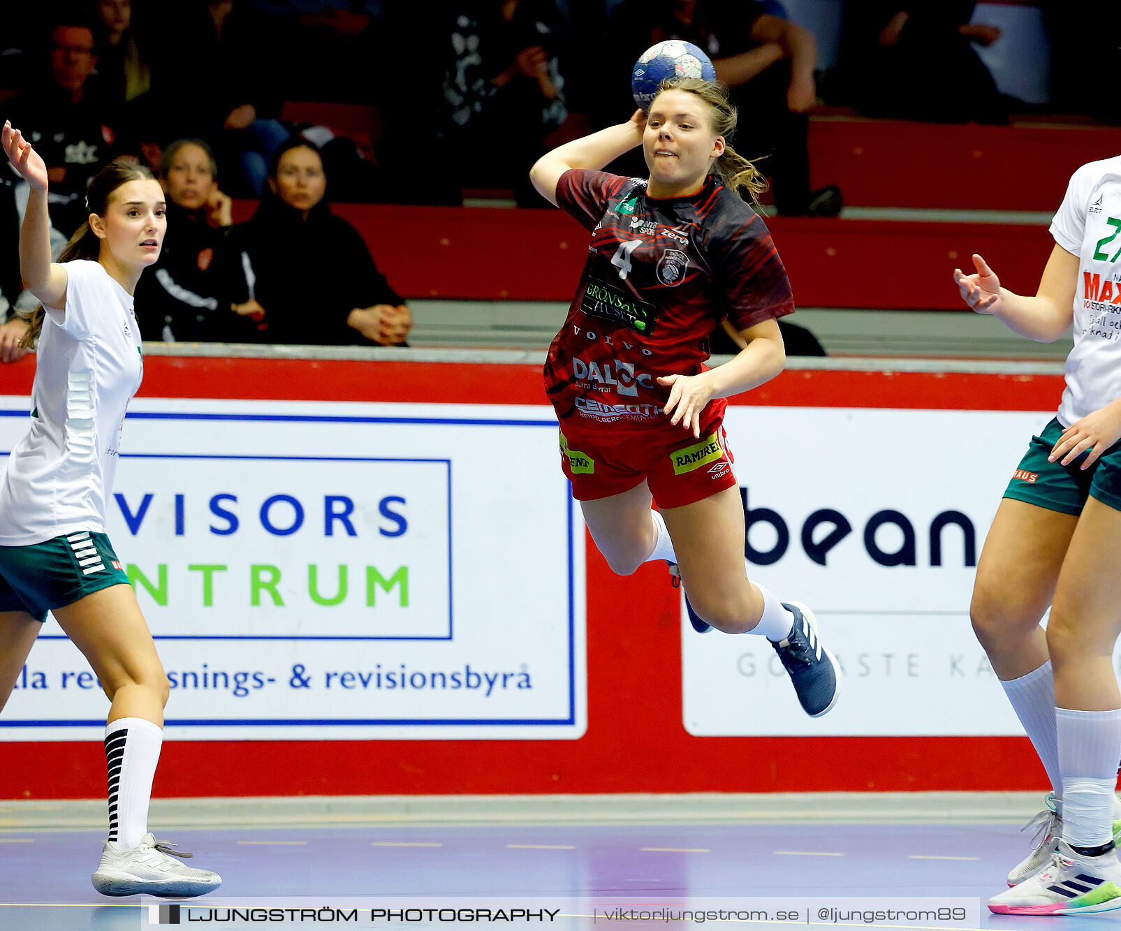USM F18 Steg 4 Skövde HF-Skuru IK 23-26,dam,Skövde Idrottshall,Skövde,Sverige,Ungdoms-SM,Handboll,2025,369485