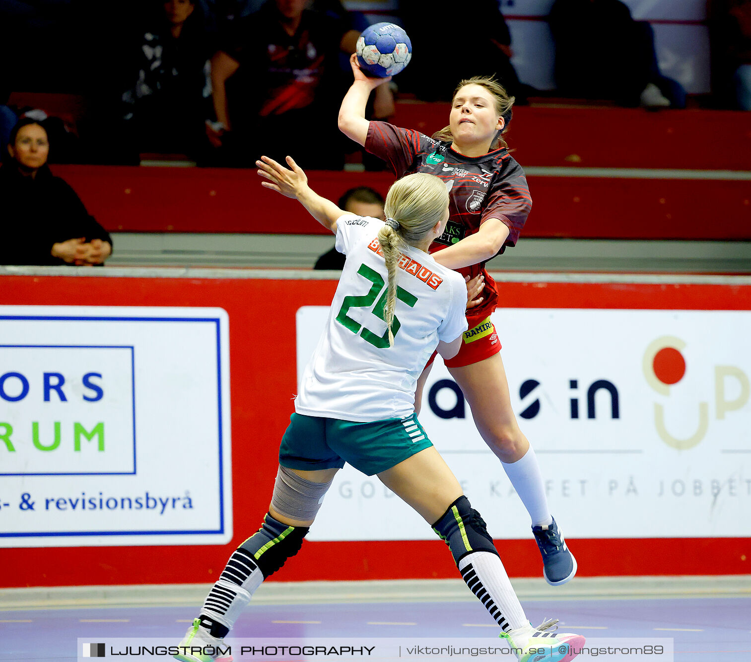 USM F18 Steg 4 Skövde HF-Skuru IK 23-26,dam,Skövde Idrottshall,Skövde,Sverige,Ungdoms-SM,Handboll,2025,369515