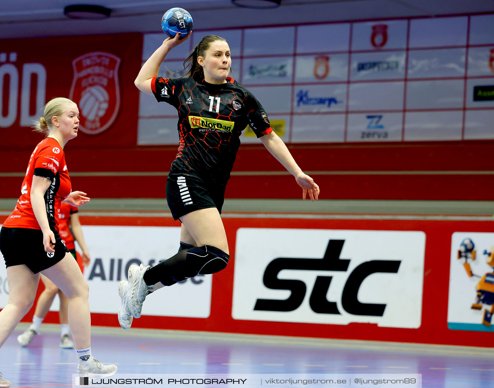 USM F18 Steg 4 HK Malmö-Enköpings HF 37-21,dam,Skövde Idrottshall,Skövde,Sverige,Ungdoms-SM,Handboll,2025,369654