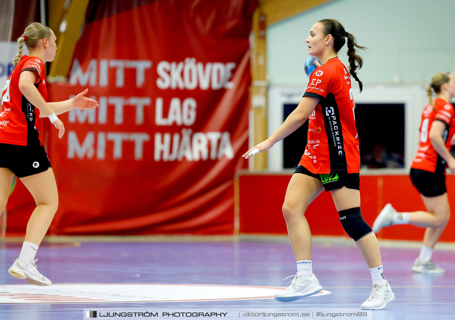 USM F18 Steg 4 HK Malmö-Enköpings HF 37-21,dam,Skövde Idrottshall,Skövde,Sverige,Ungdoms-SM,Handboll,2025,369838