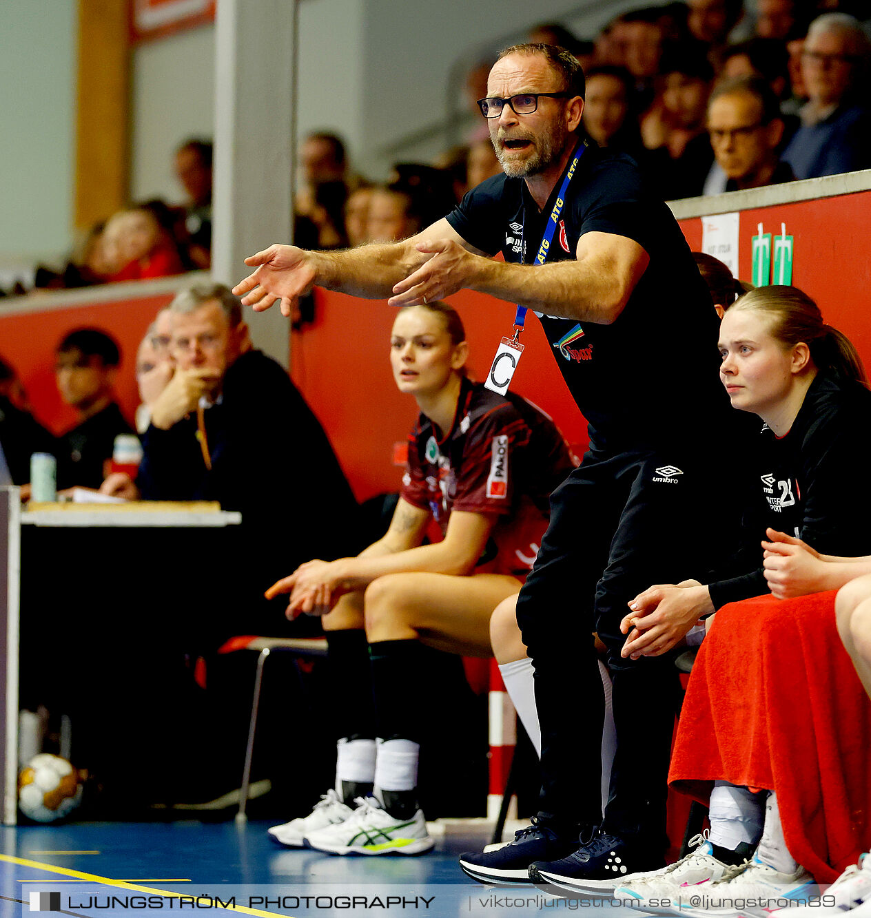 Skövde HF-Lugi HF Kval till handbollsligan Match 2 38-26,dam,Skövde Idrottshall,Skövde,Sverige,Handboll,,2025,370213