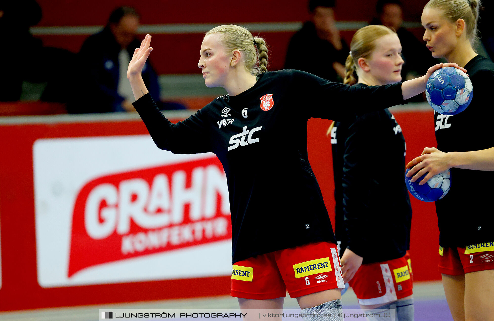 Skövde HF-Lugi HF Kval till handbollsligan Match 3 25-27,dam,Skövde Idrottshall,Skövde,Sverige,Handboll,,2025,370437
