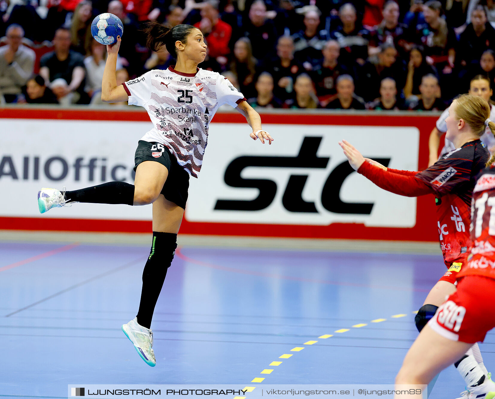 Skövde HF-Lugi HF Kval till handbollsligan Match 2 38-26,dam,Skövde Idrottshall,Skövde,Sverige,Handboll,,2025,370610