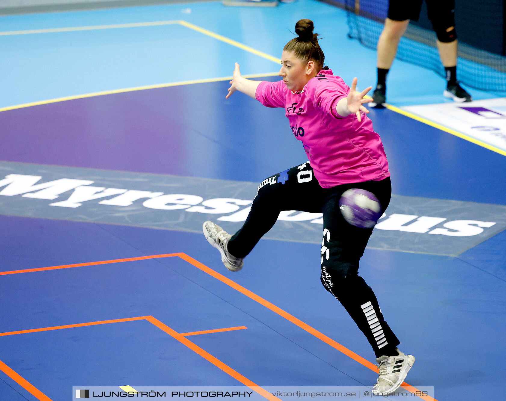 Skara HF-Kristianstad HK 1 4-final 1 30-29,dam,Skara Idrottshall,Skara,Sverige,Handboll,,2025,370686