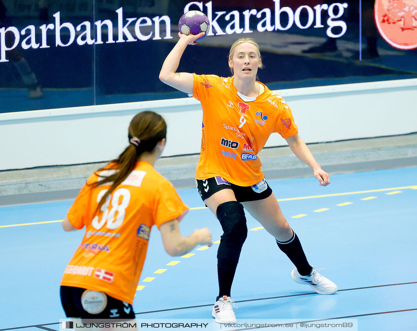 Skara HF-Kristianstad HK 1 4-final 1 30-29,dam,Skara Idrottshall,Skara,Sverige,Handboll,,2025,370820