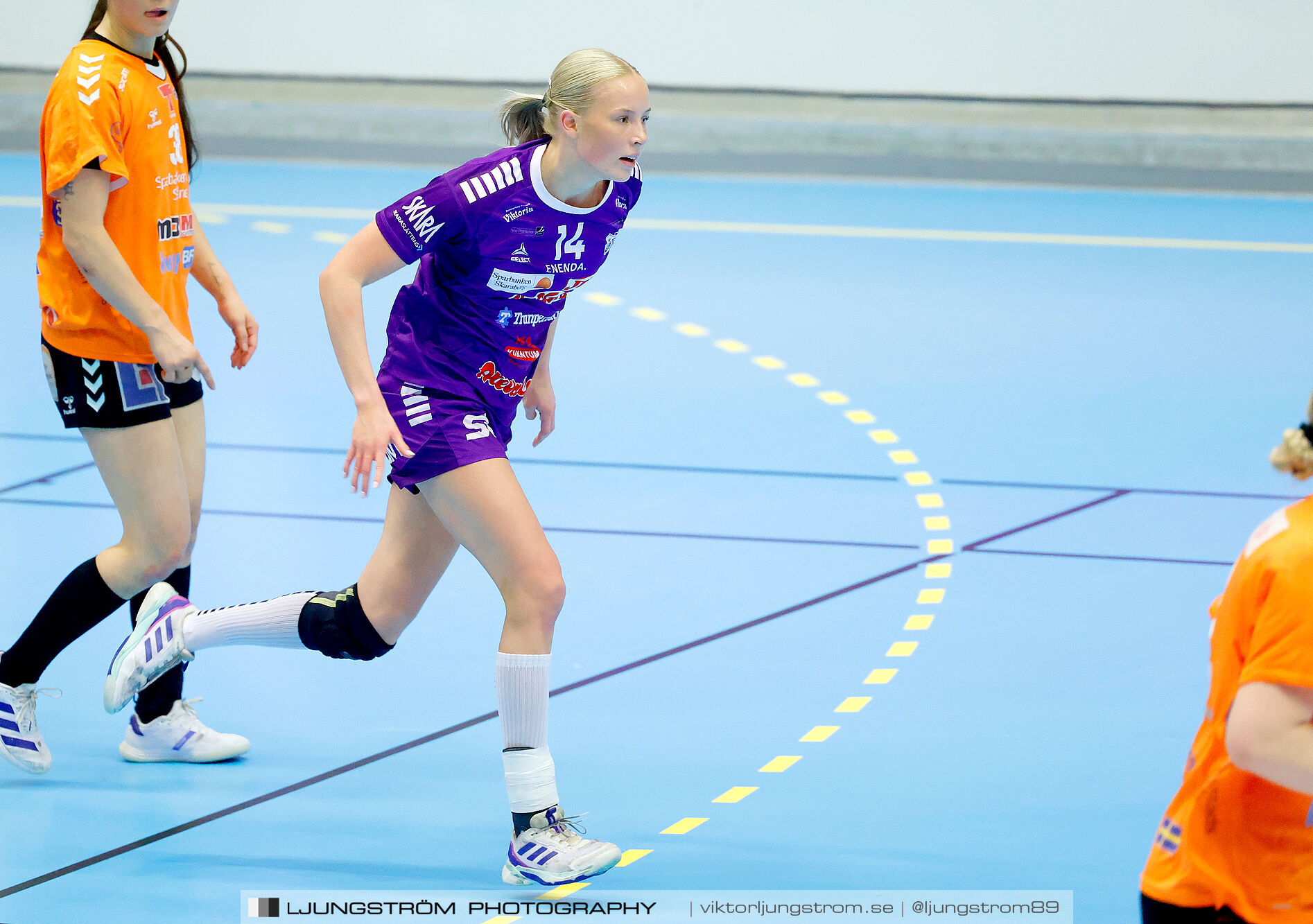 Skara HF-Kristianstad HK 1 4-final 1 30-29,dam,Skara Idrottshall,Skara,Sverige,Handboll,,2025,370833