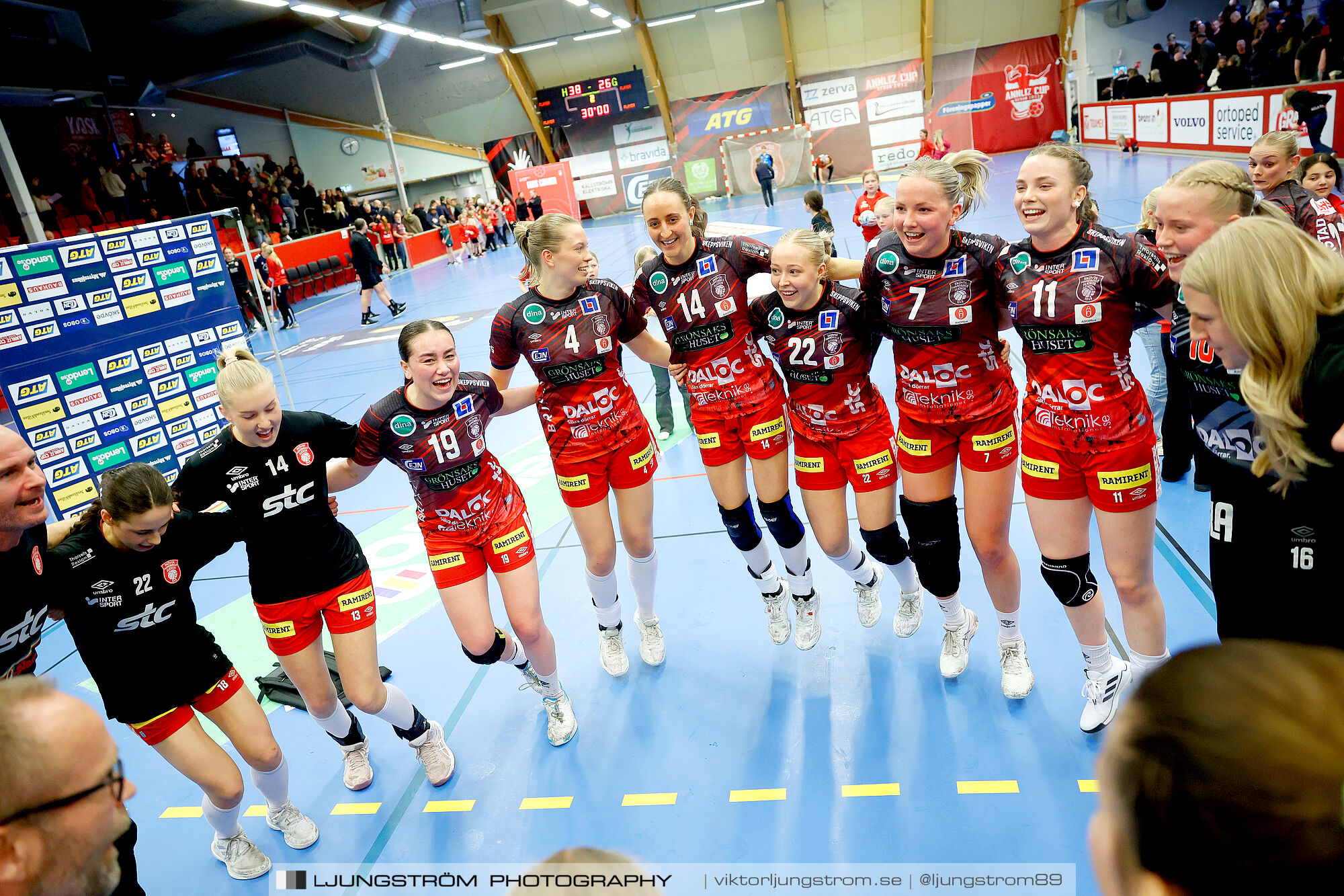 Skövde HF-Lugi HF Kval till handbollsligan Match 2 38-26,dam,Skövde Idrottshall,Skövde,Sverige,Handboll,,2025,371050