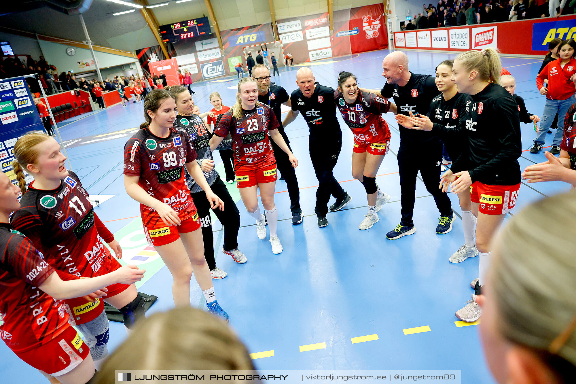 Skövde HF-Lugi HF Kval till handbollsligan Match 2 38-26,dam,Skövde Idrottshall,Skövde,Sverige,Handboll,,2025,371053