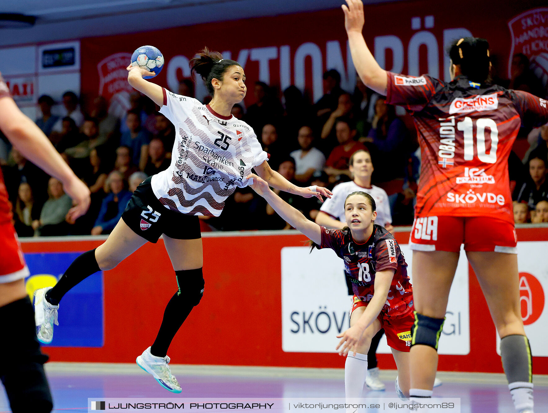 Skövde HF-Lugi HF Kval till handbollsligan Match 3 25-27,dam,Skövde Idrottshall,Skövde,Sverige,Handboll,,2025,371125