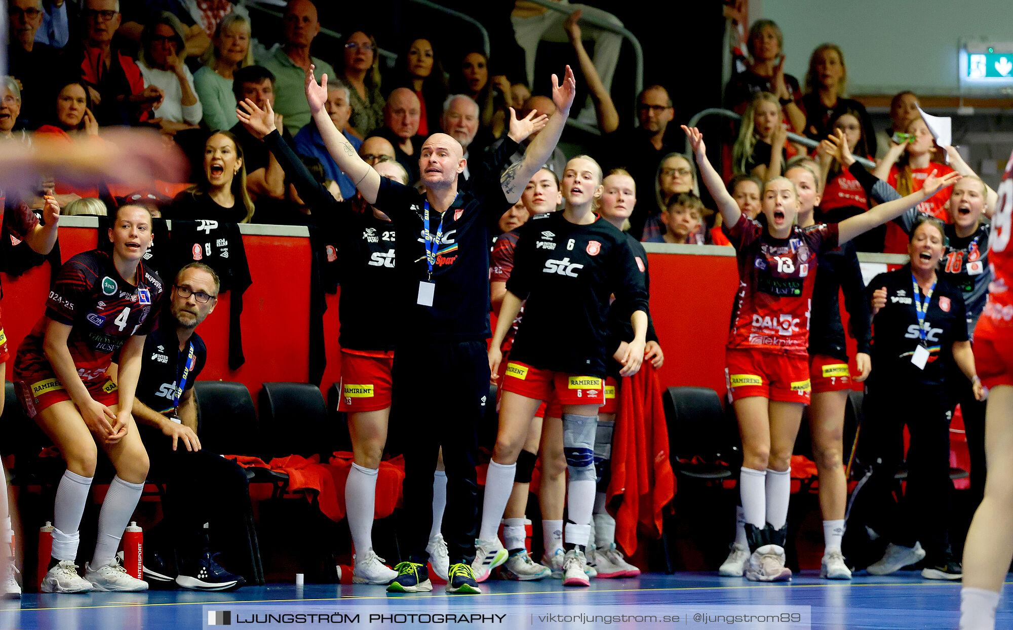 Skövde HF-Lugi HF Kval till handbollsligan Match 3 25-27,dam,Skövde Idrottshall,Skövde,Sverige,Handboll,,2025,371254