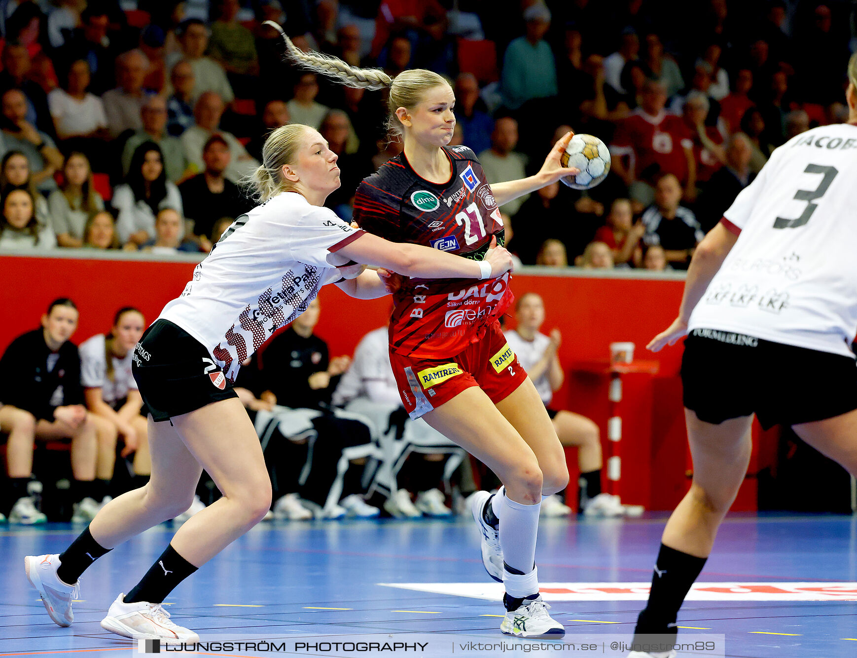Skövde HF-Lugi HF Kval till handbollsligan Match 3 25-27,dam,Skövde Idrottshall,Skövde,Sverige,Handboll,,2025,371265