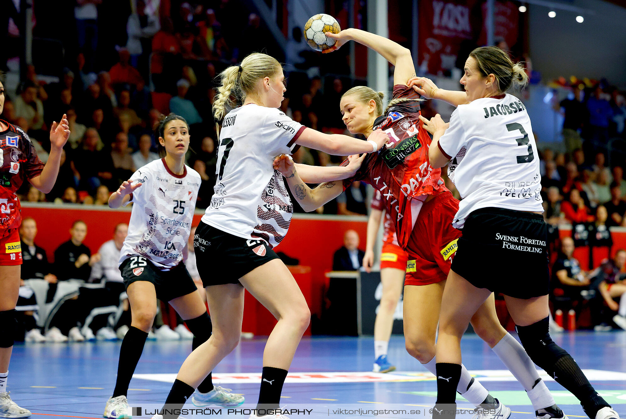 Skövde HF-Lugi HF Kval till handbollsligan Match 3 25-27,dam,Skövde Idrottshall,Skövde,Sverige,Handboll,,2025,371450