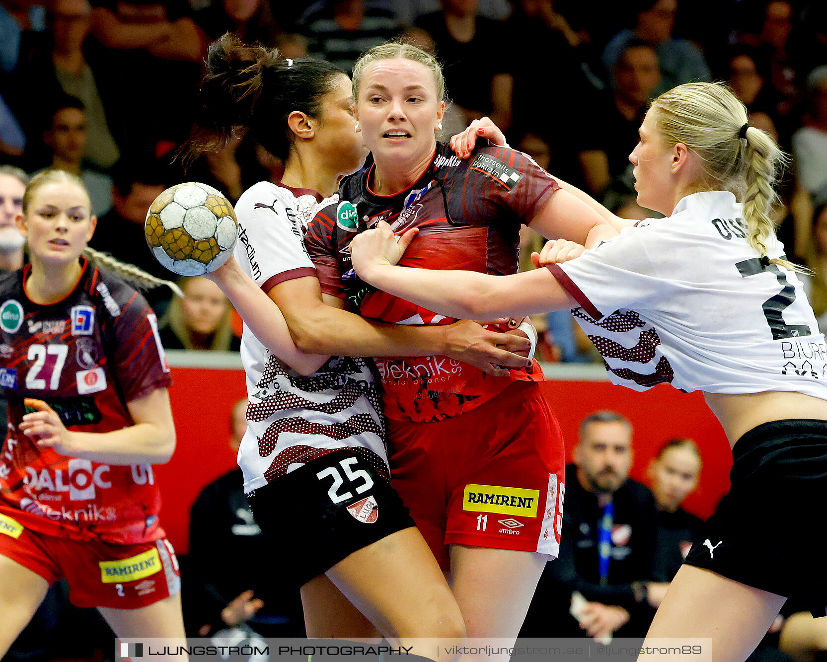 Skövde HF-Lugi HF Kval till handbollsligan Match 3 25-27,dam,Skövde Idrottshall,Skövde,Sverige,Handboll,,2025,371454
