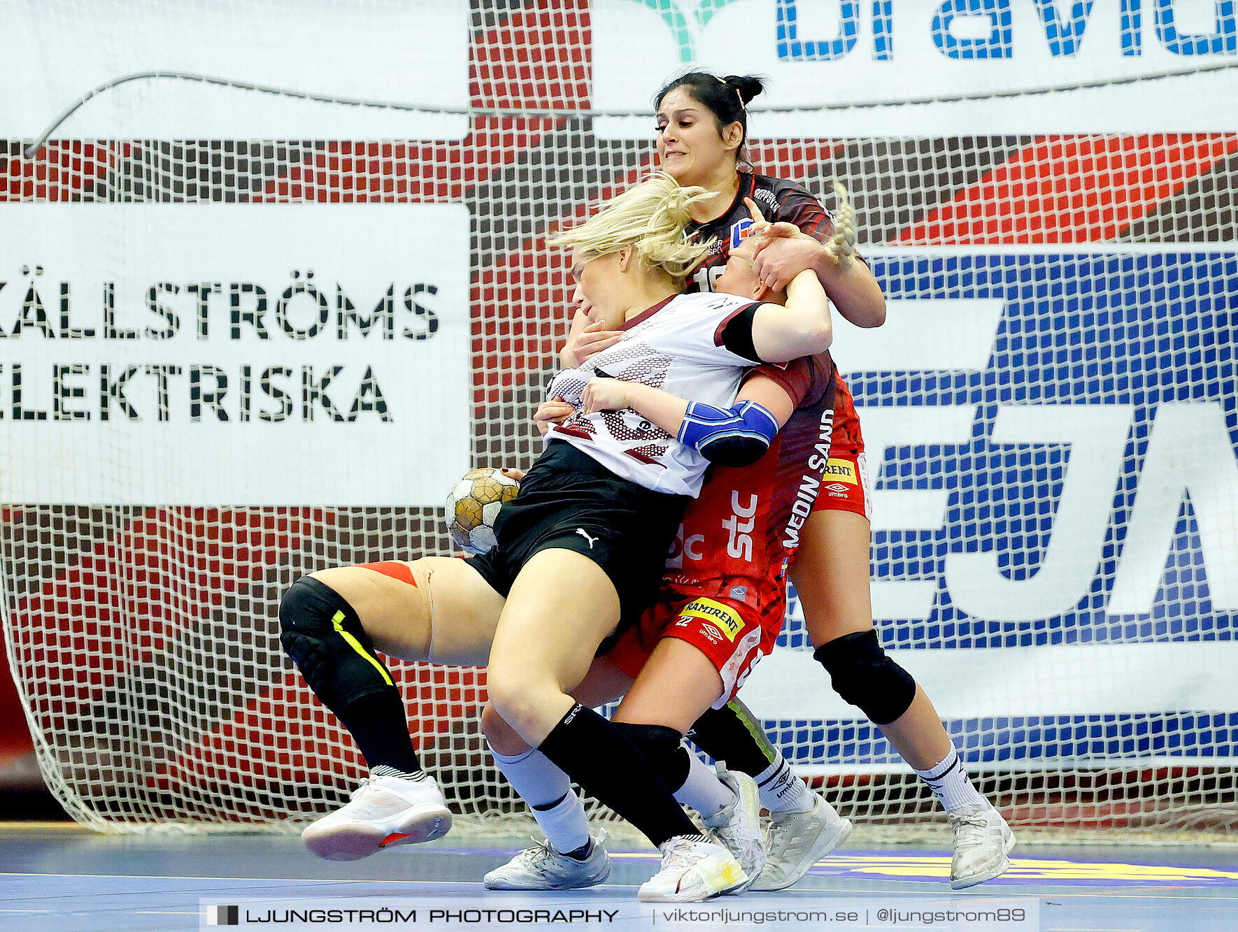 Skövde HF-Lugi HF Kval till handbollsligan Match 3 25-27,dam,Skövde Idrottshall,Skövde,Sverige,Handboll,,2025,371471