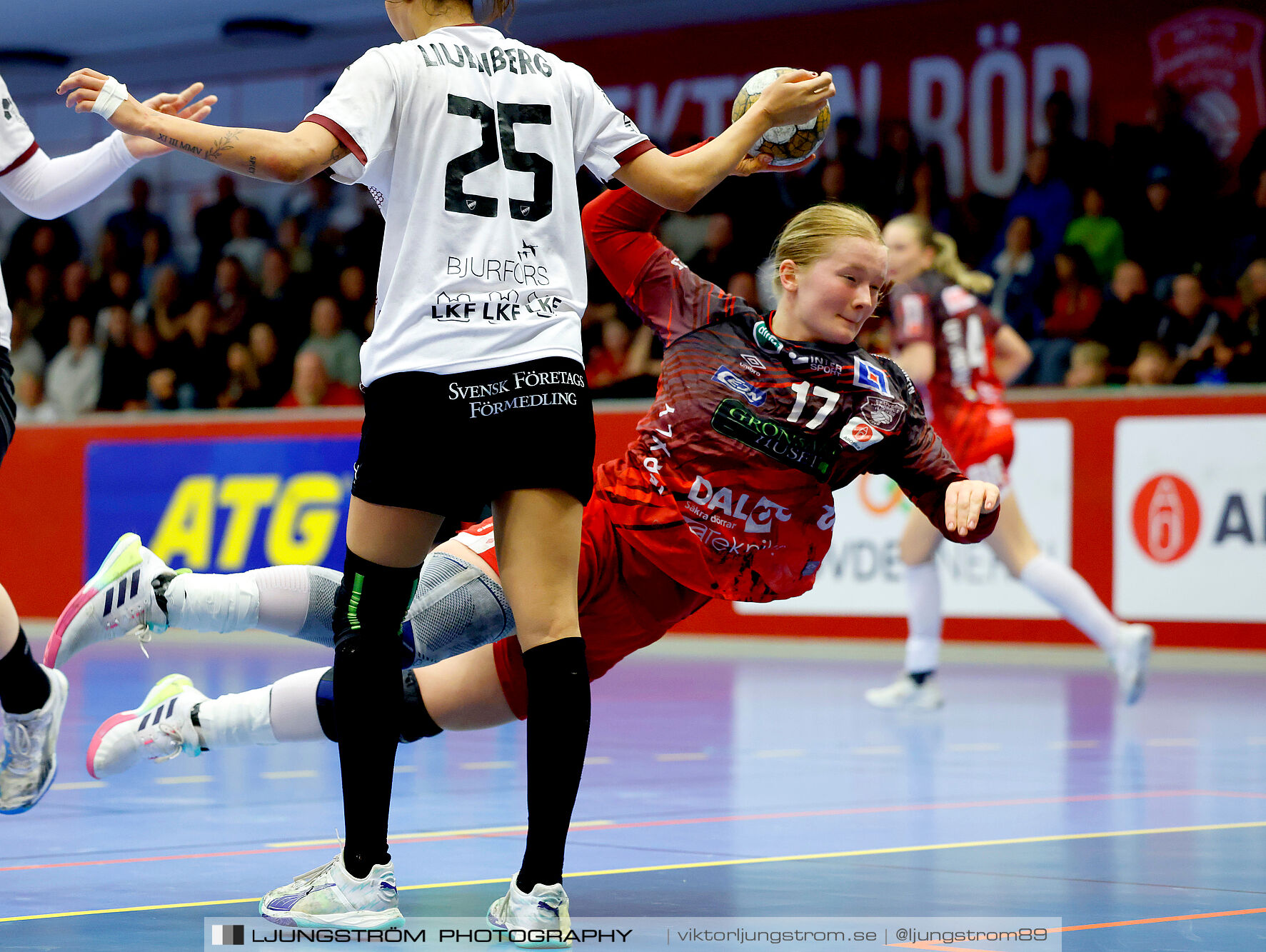 Skövde HF-Lugi HF Kval till handbollsligan Match 3 25-27,dam,Skövde Idrottshall,Skövde,Sverige,Handboll,,2025,371527