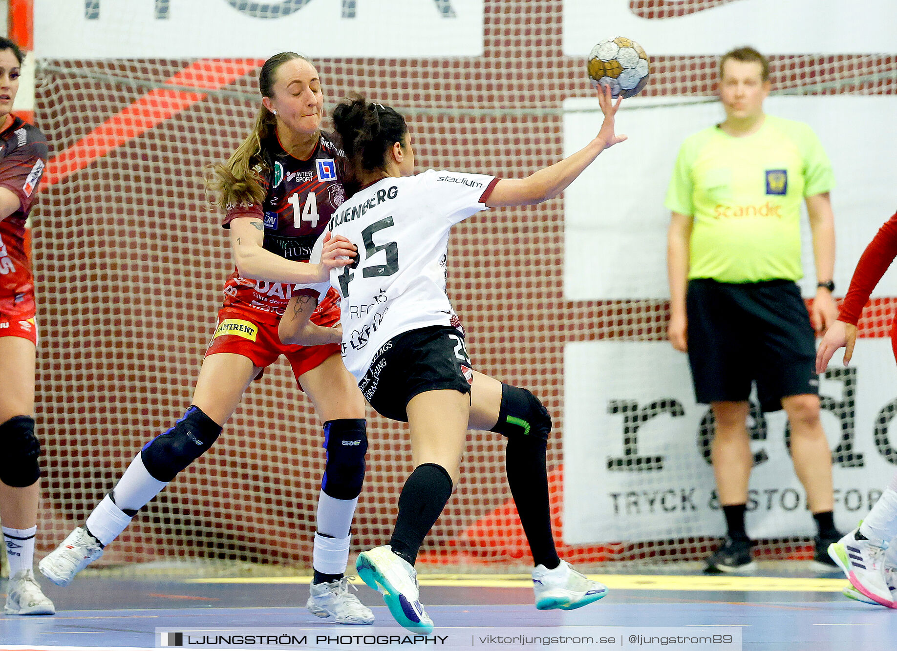 Skövde HF-Lugi HF Kval till handbollsligan Match 3 25-27,dam,Skövde Idrottshall,Skövde,Sverige,Handboll,,2025,371562