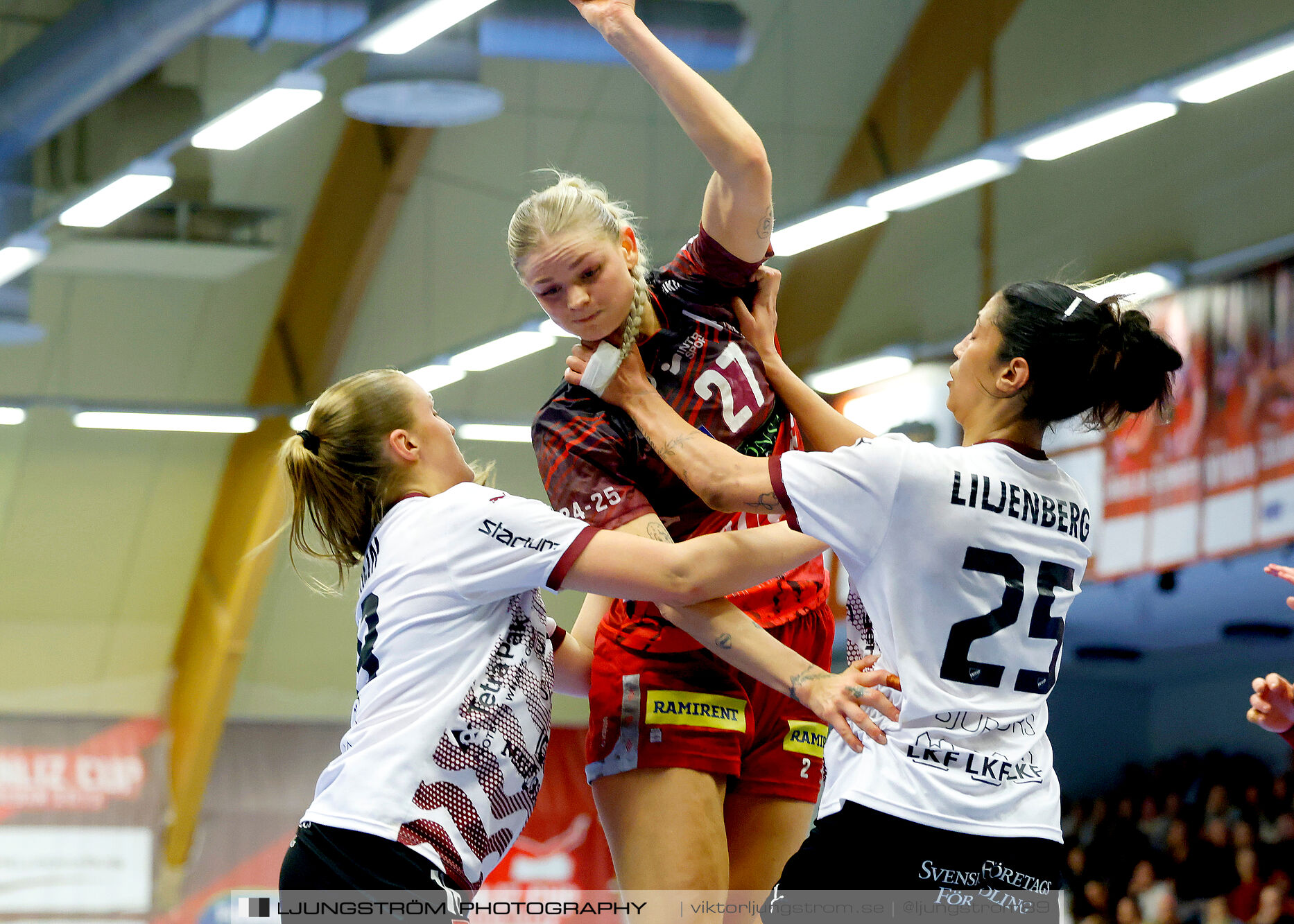 Skövde HF-Lugi HF Kval till handbollsligan Match 3 25-27,dam,Skövde Idrottshall,Skövde,Sverige,Handboll,,2025,371570
