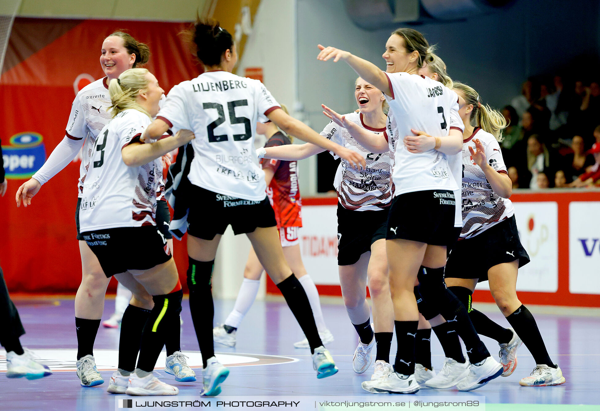 Skövde HF-Lugi HF Kval till handbollsligan Match 3 25-27,dam,Skövde Idrottshall,Skövde,Sverige,Handboll,,2025,371586