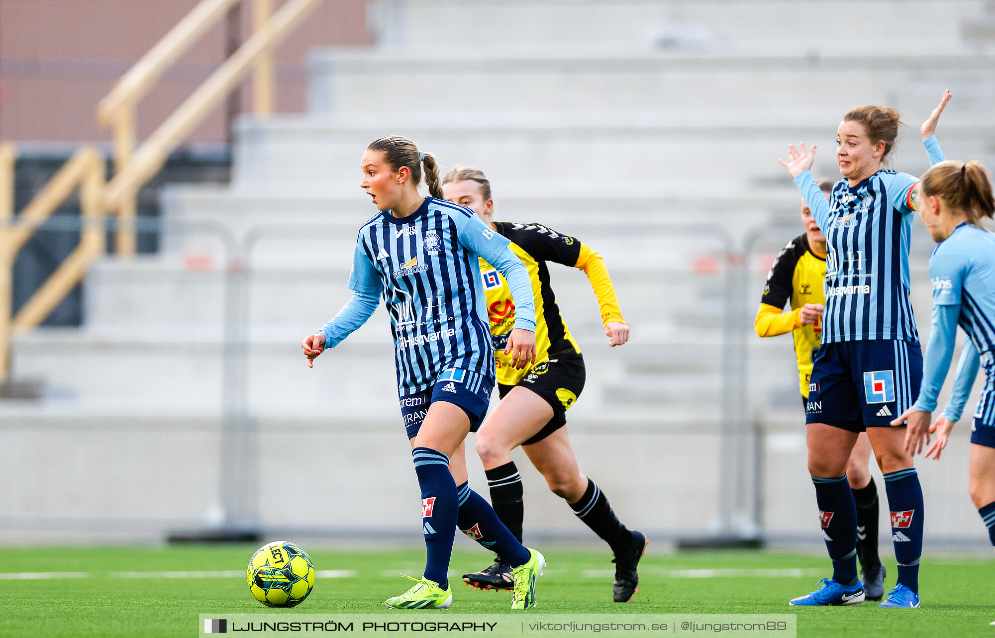 Skultorps IF-Husqvarna FF 0-1,dam,Södermalms IP,Skövde,Sverige,Fotboll,,2025,371717