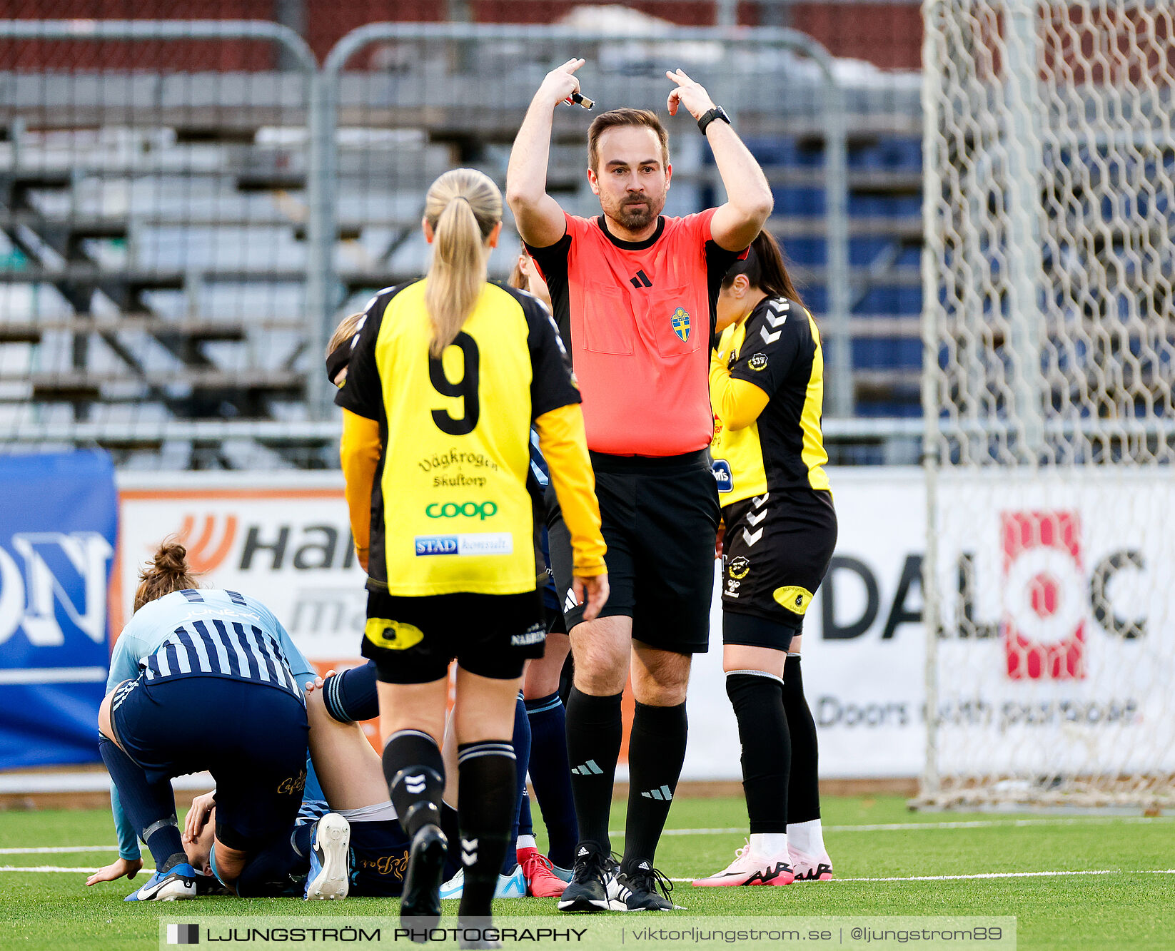 Skultorps IF-Husqvarna FF 0-1,dam,Södermalms IP,Skövde,Sverige,Fotboll,,2025,371720