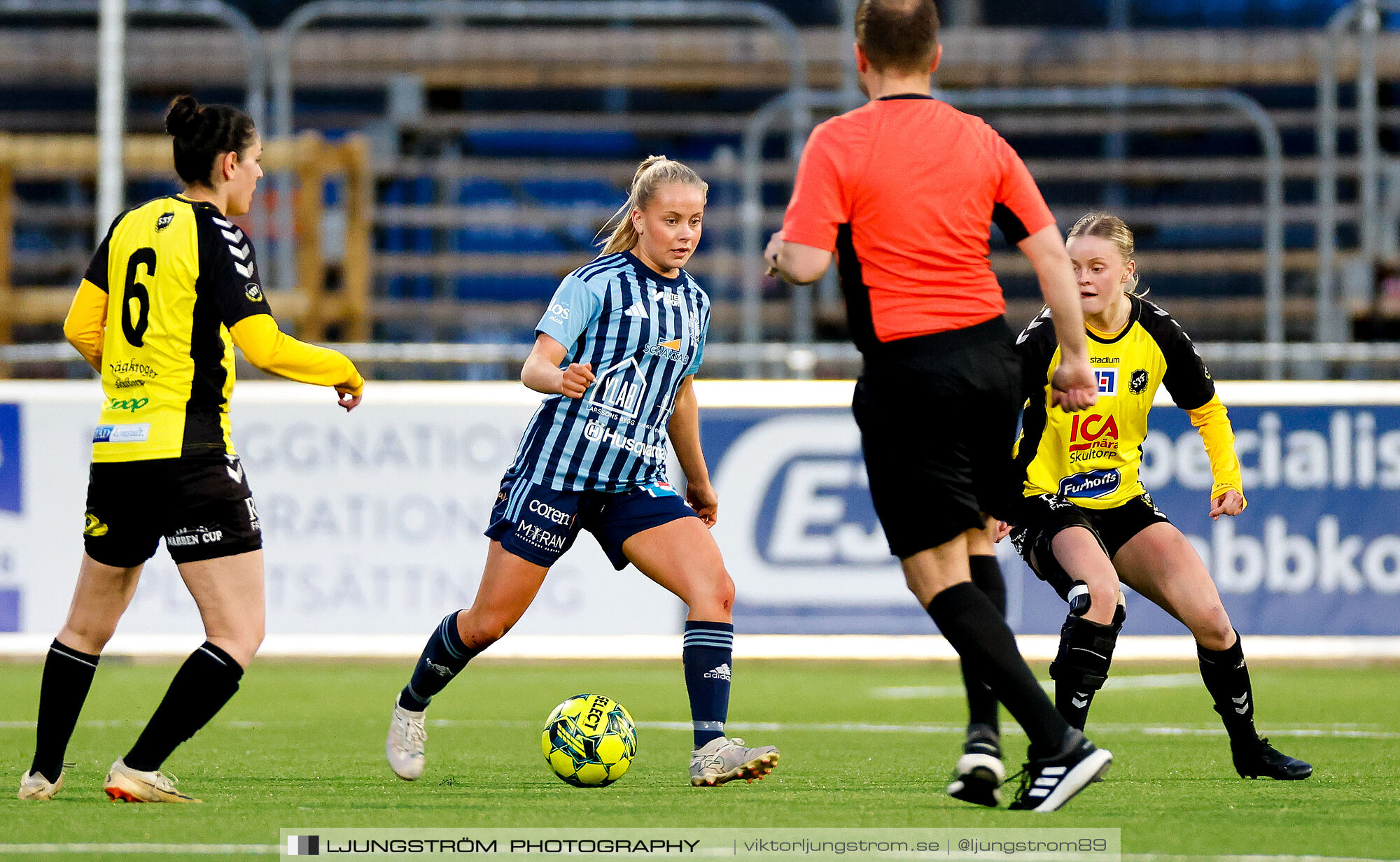 Skultorps IF-Husqvarna FF 0-1,dam,Södermalms IP,Skövde,Sverige,Fotboll,,2025,371765