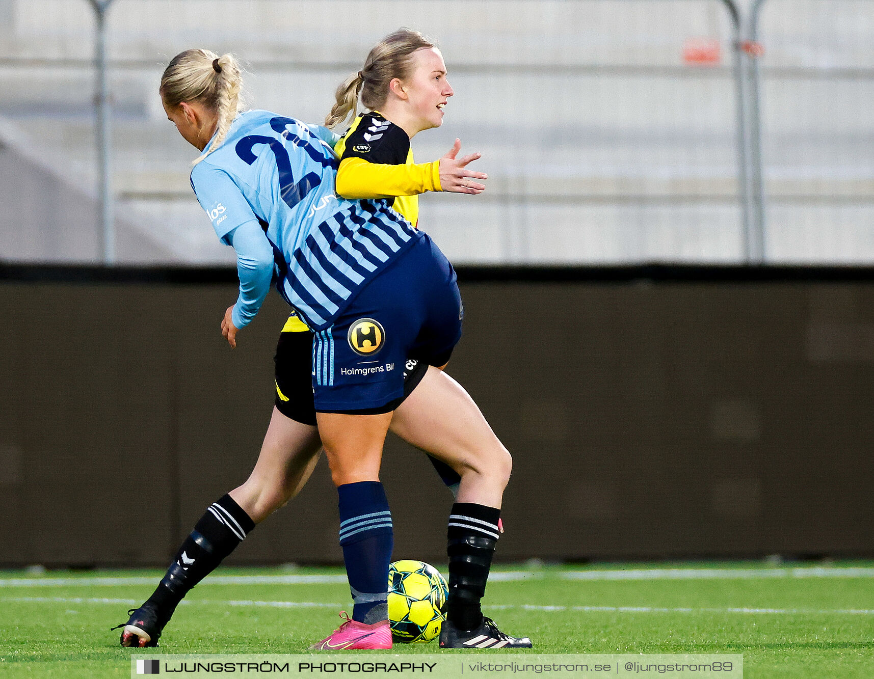 Skultorps IF-Husqvarna FF 0-1,dam,Södermalms IP,Skövde,Sverige,Fotboll,,2025,371775