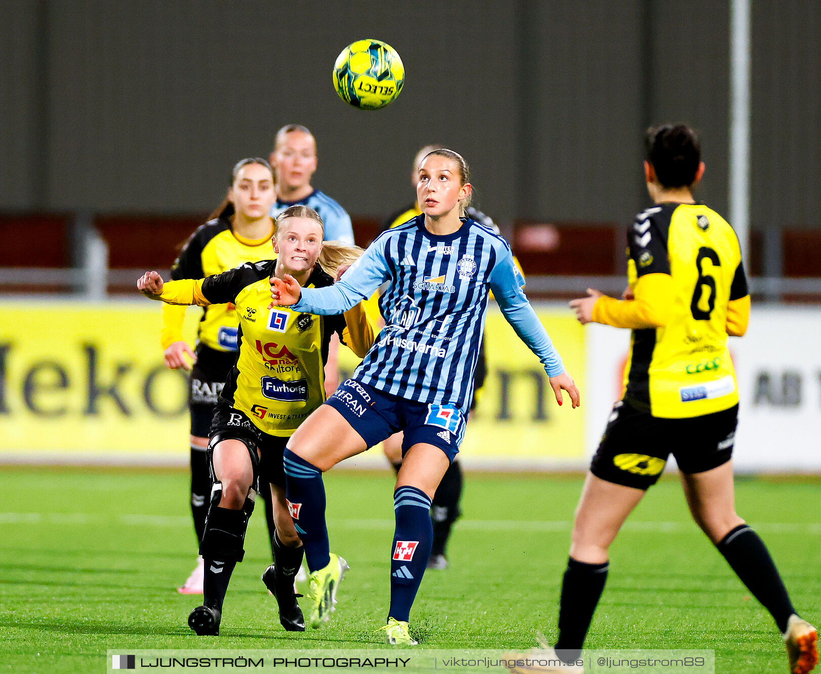 Skultorps IF-Husqvarna FF 0-1,dam,Södermalms IP,Skövde,Sverige,Fotboll,,2025,371808