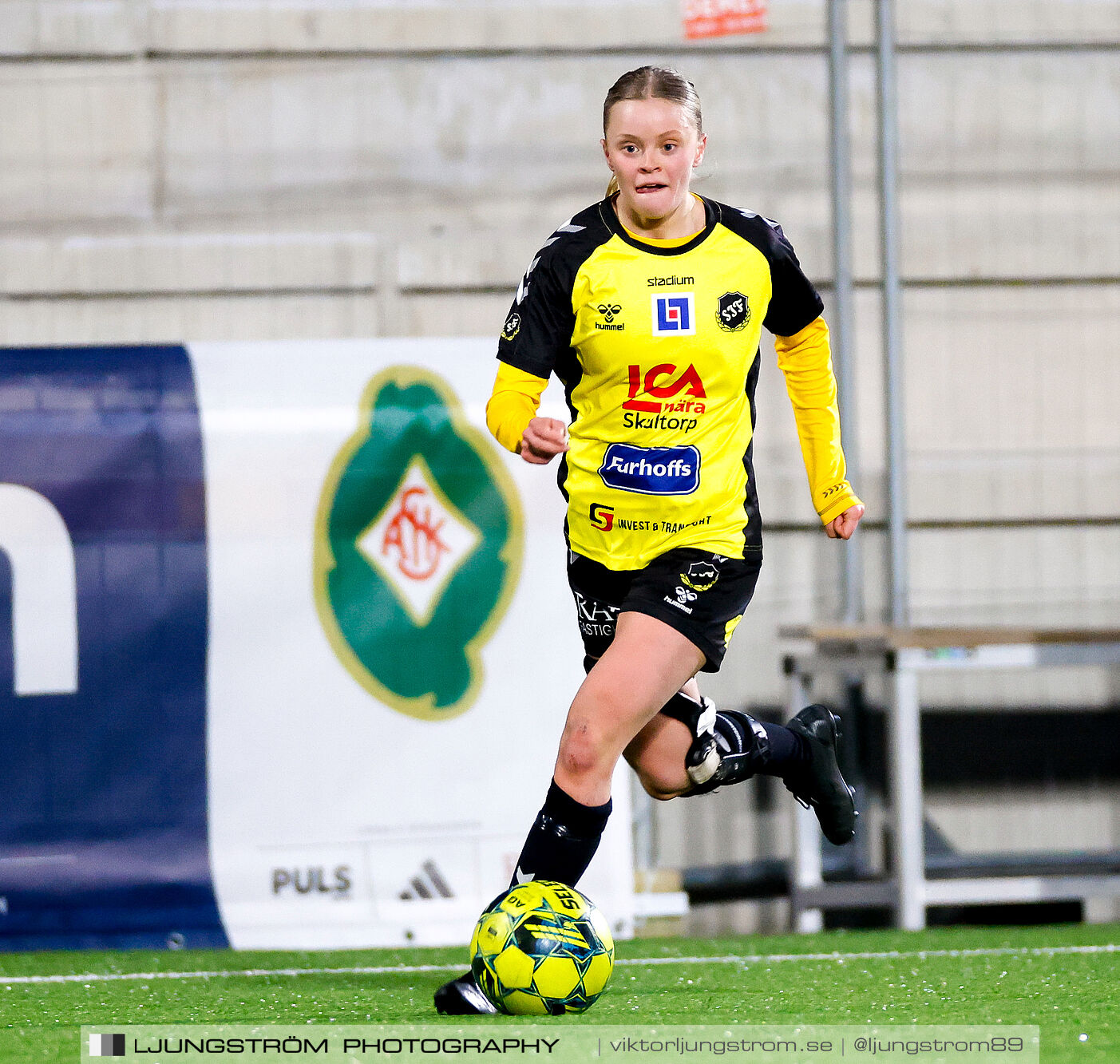 Skultorps IF-Husqvarna FF 0-1,dam,Södermalms IP,Skövde,Sverige,Fotboll,,2025,371813