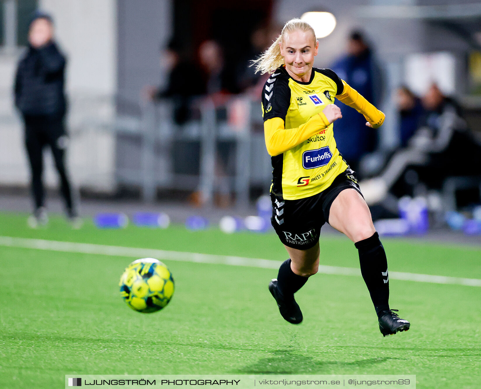 Skultorps IF-Husqvarna FF 0-1,dam,Södermalms IP,Skövde,Sverige,Fotboll,,2025,371820