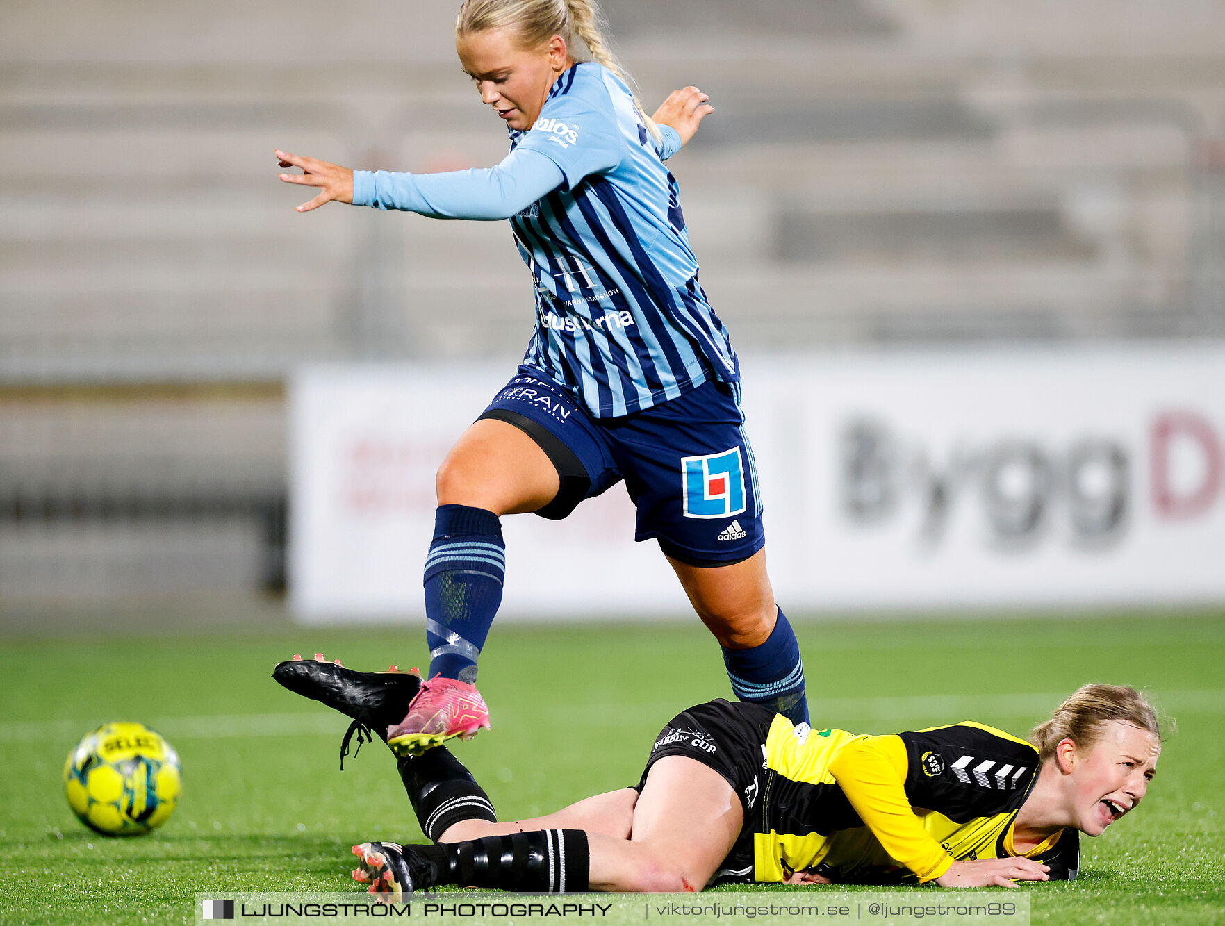 Skultorps IF-Husqvarna FF 0-1,dam,Södermalms IP,Skövde,Sverige,Fotboll,,2025,371826
