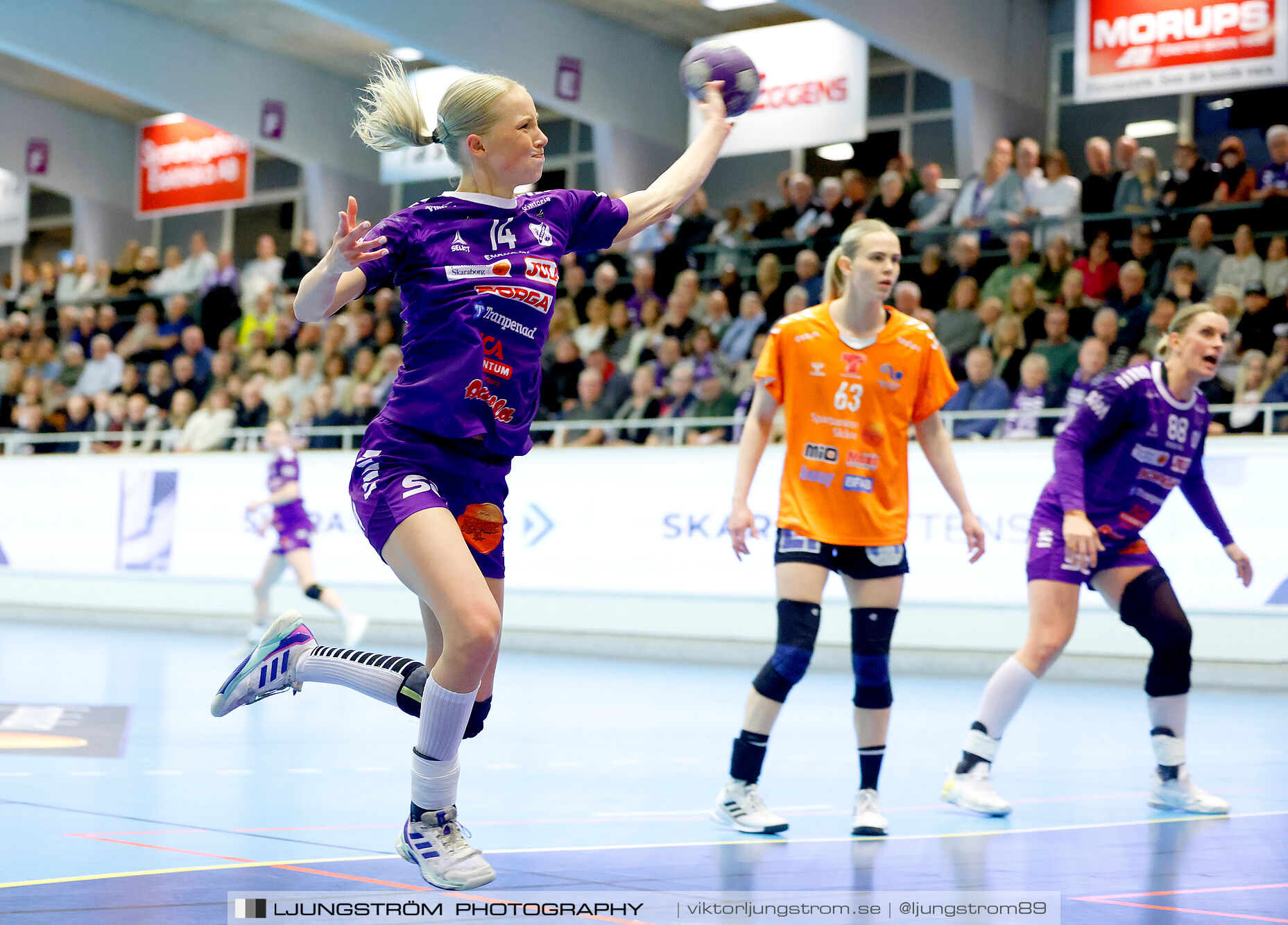 Skara HF-Kristianstad HK 1 4-final 1 30-29,dam,Skara Idrottshall,Skara,Sverige,Handboll,,2025,372236