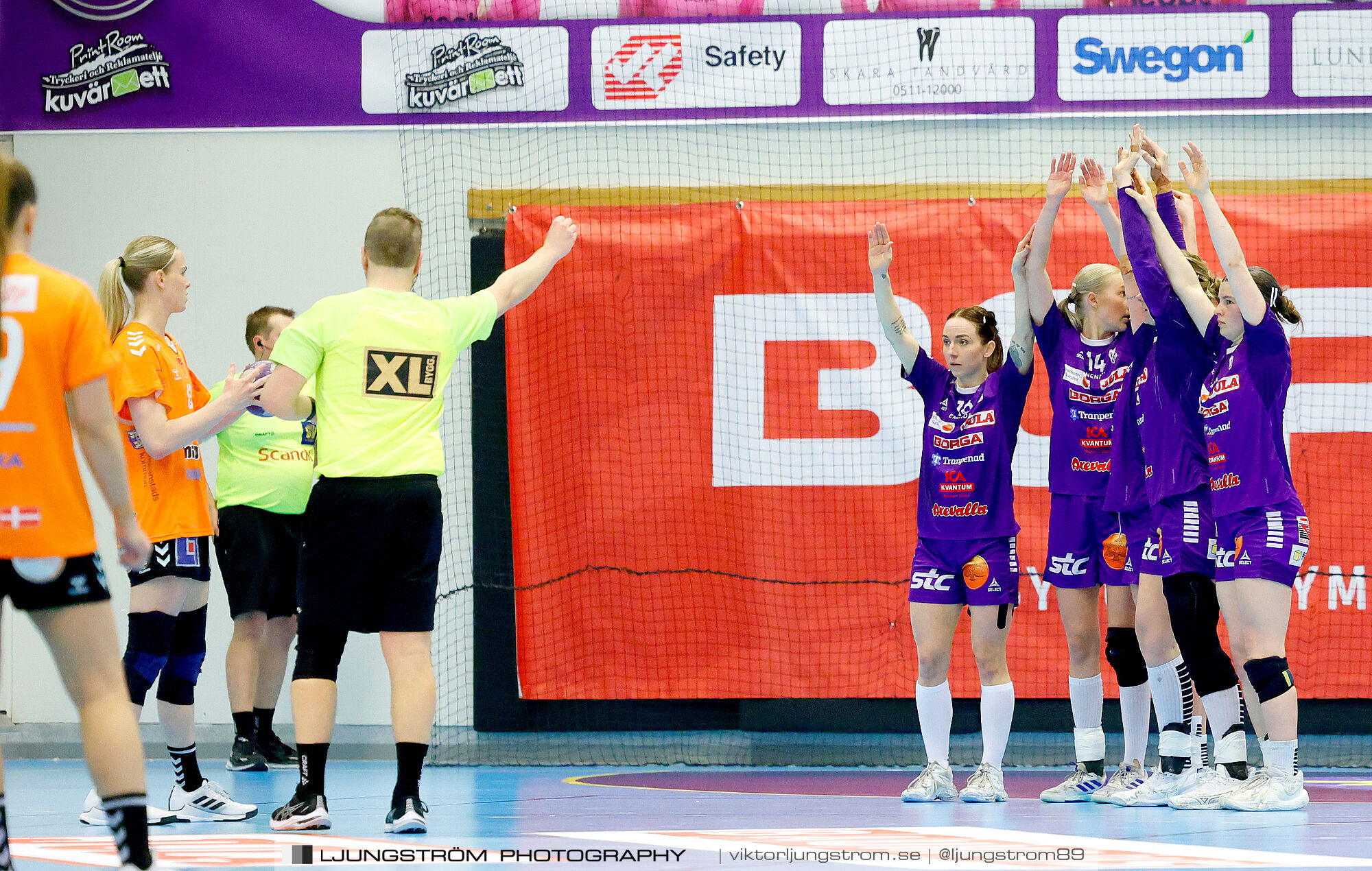 Skara HF-Kristianstad HK 1 4-final 1 30-29,dam,Skara Idrottshall,Skara,Sverige,Handboll,,2025,372405