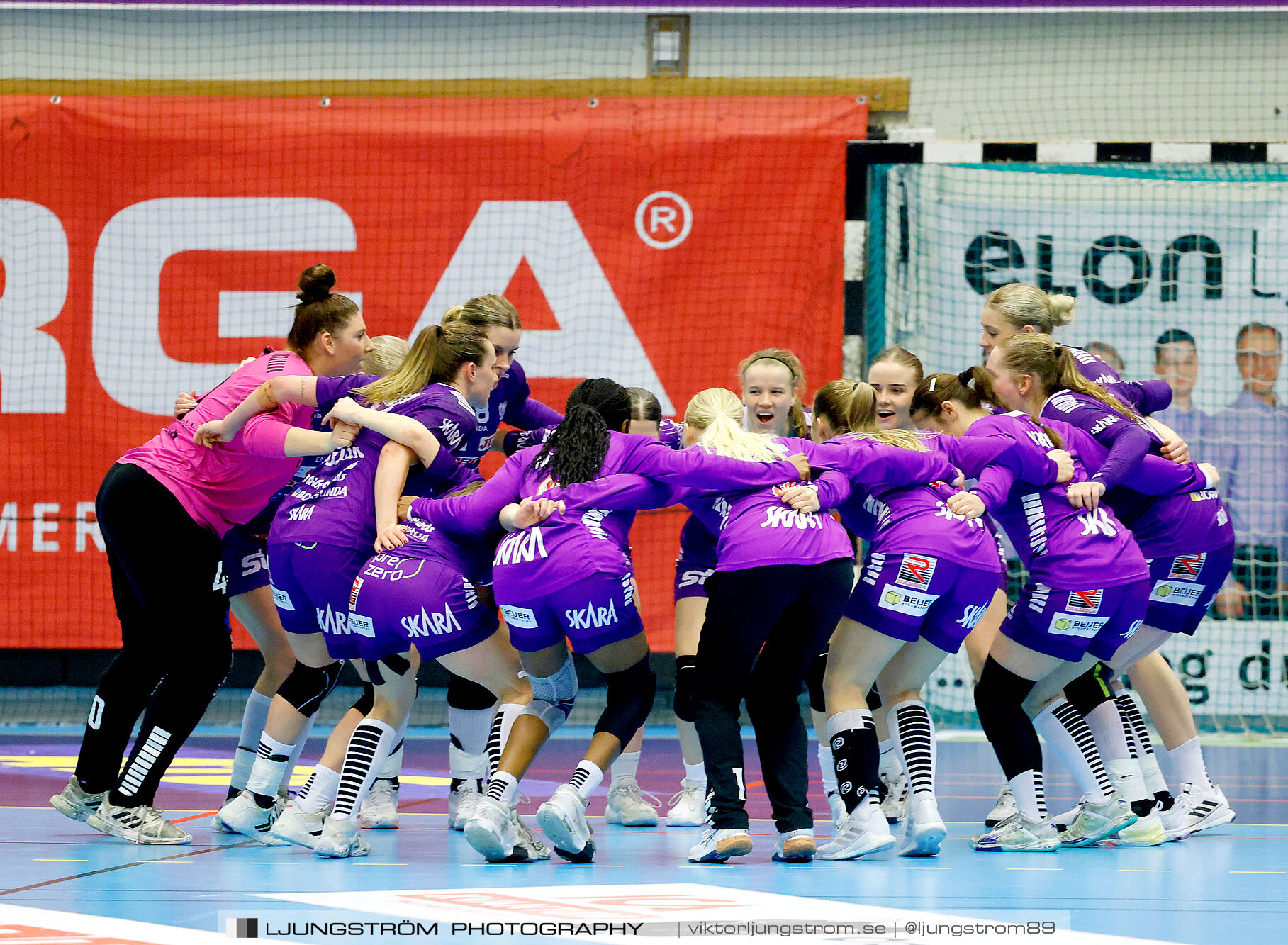 Skara HF-Kristianstad HK 1 4-final 1 30-29,dam,Skara Idrottshall,Skara,Sverige,Handboll,,2025,372417