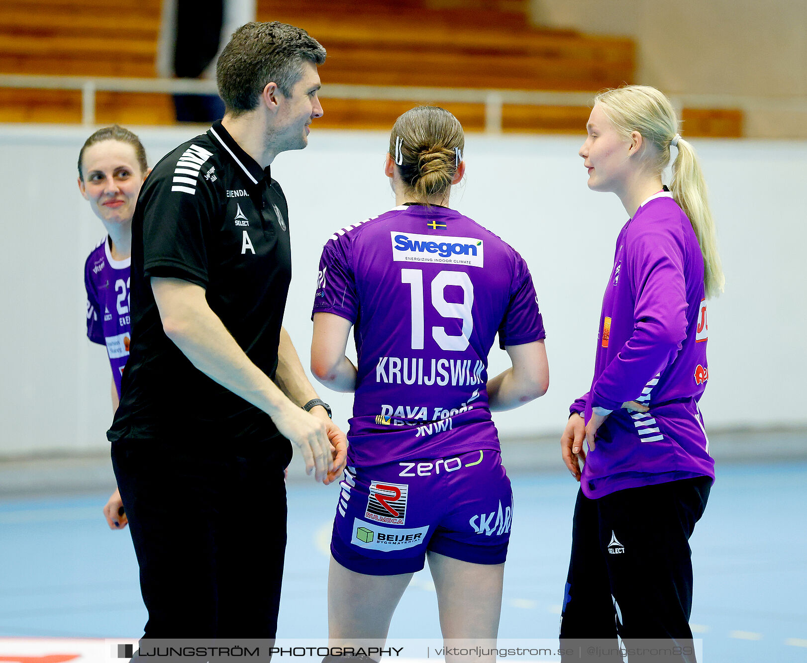 Skara HF-Kristianstad HK 1 4-final 1 30-29,dam,Skara Idrottshall,Skara,Sverige,Handboll,,2025,372476